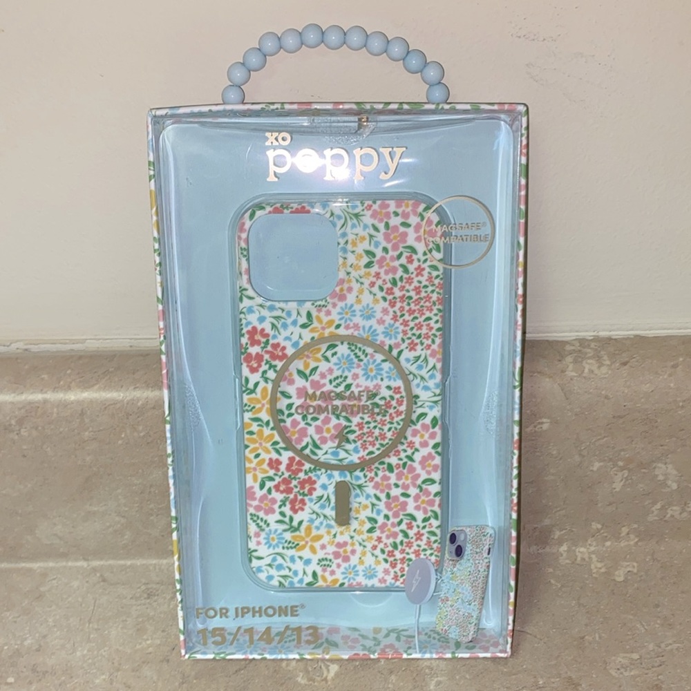 NIB 🎀🌸xo poppy 🌸🎀 iPhone 15/14/13 Floral Phone Case MagSafe compatible
